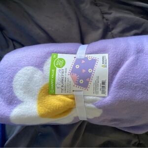 Kids Lavender Daisy Tie Blanket Kit
